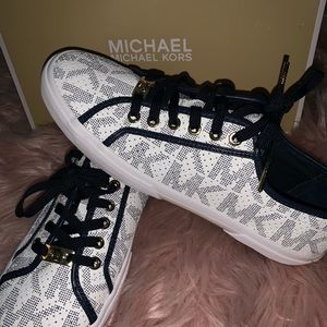 Micheal Kors sneaker